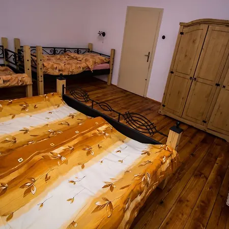 Rozboudovec *