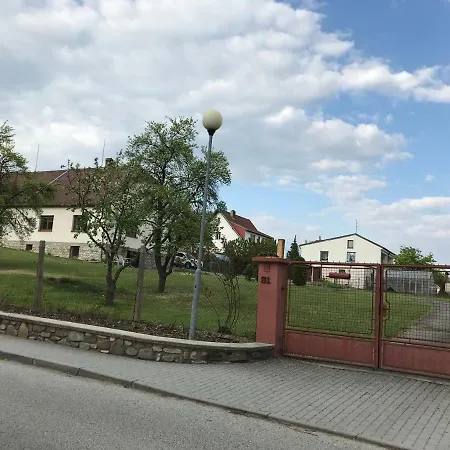 Semesterbostad Rozboudovec Kremze