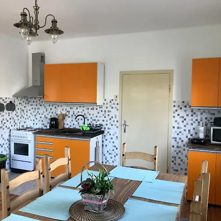Rozboudovec Kremze