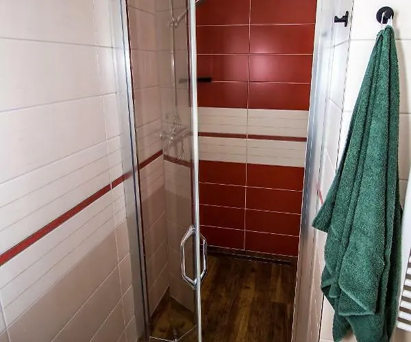 Rozboudovec Ferienhaus Kremze